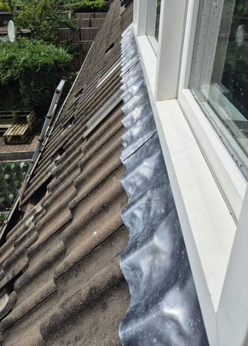 Daklood bij dakkapel