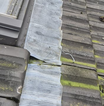 Oorzaak van dakraam lekkage