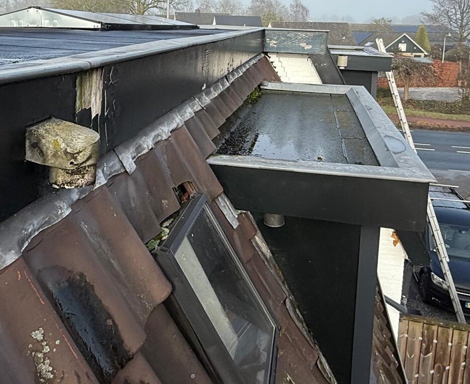 Tijd tussen oorzaak en gevolg bij dakschade