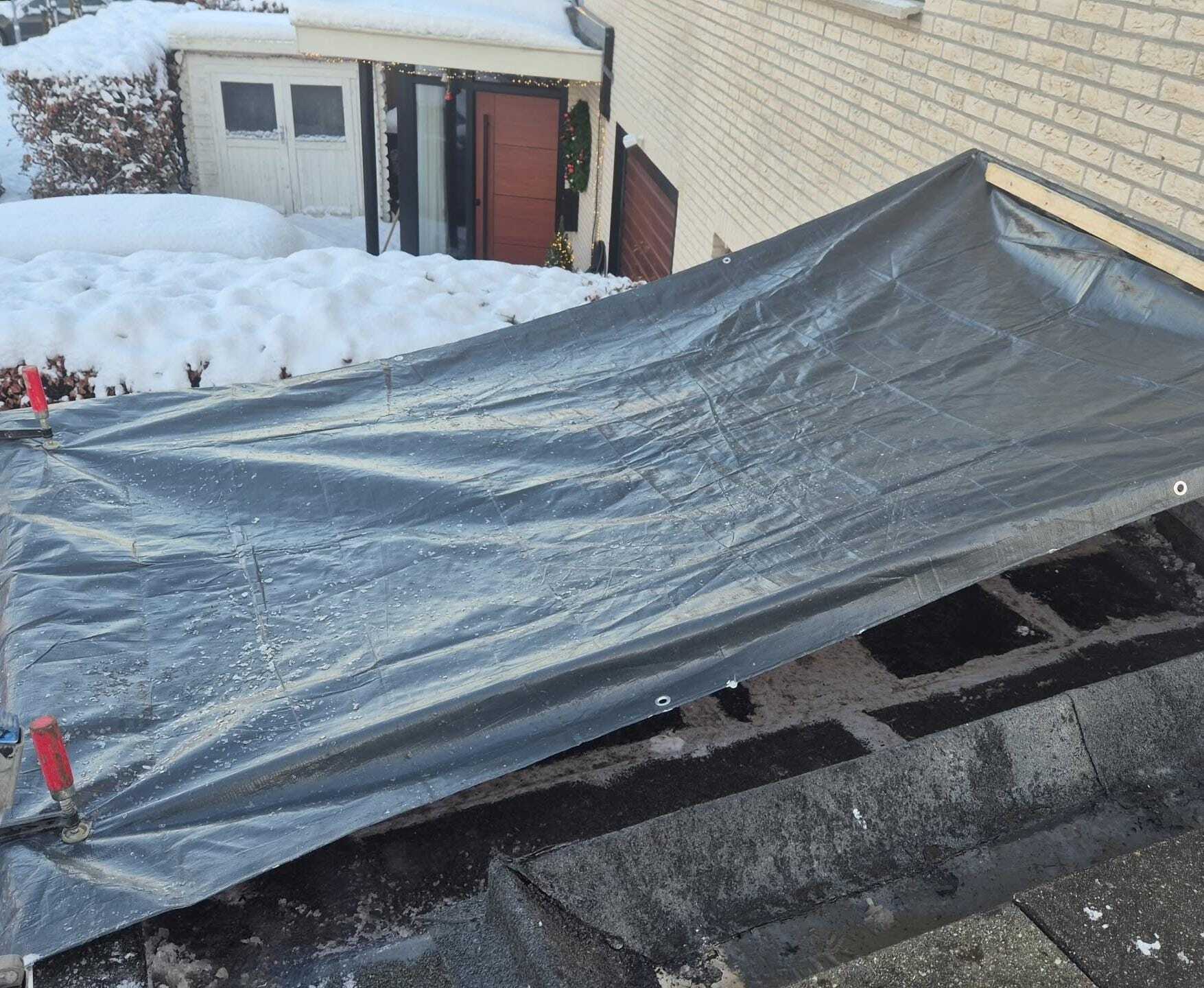 Tijdelijke oplossingen die dakproblemen verergeren